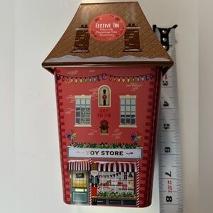 NWT ALDI Festive Tin “Toy Store” with Tree shaped Gummies